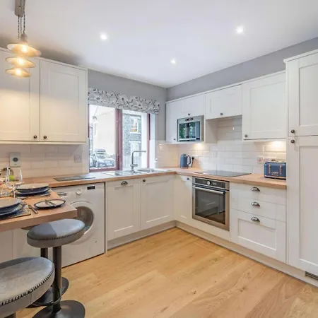 1 Bed In Oc-85419 Apartamento *